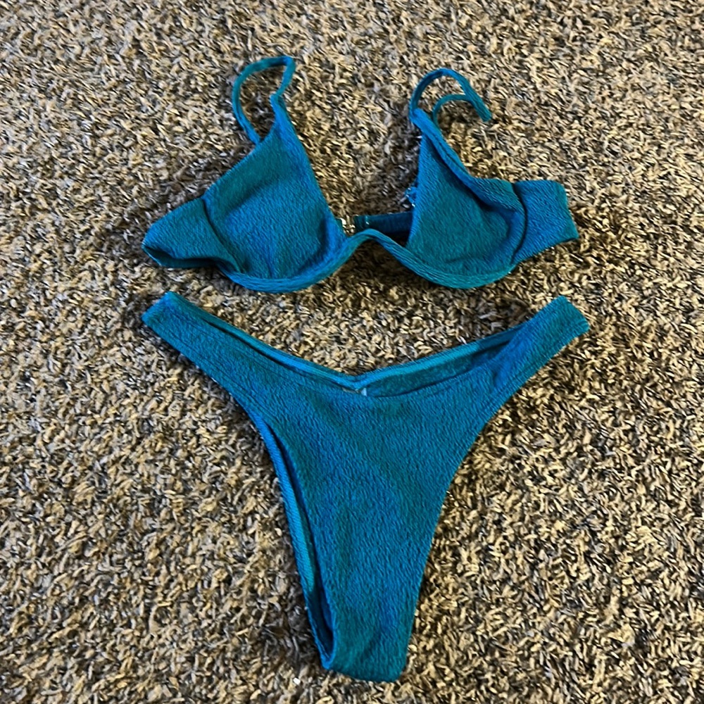 Cute comfy swimsuit, NWOT